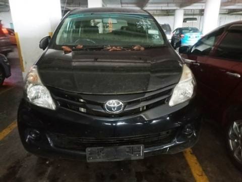 TOYOTA AVANZA 1.5 E