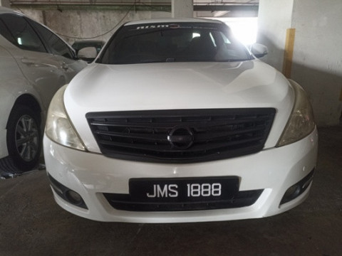 NISSAN TEANA 2.5