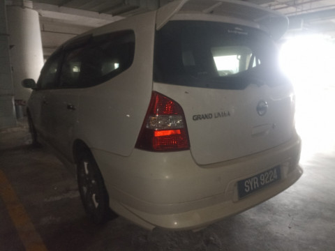 NISSAN GRAND LIVINA 1.8