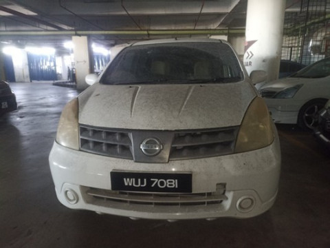 NISSAN GRAND LIVINA 1.6