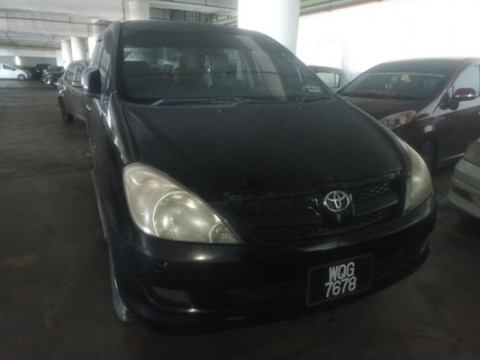 TOYOTA INNOVA 2.0 G (A)