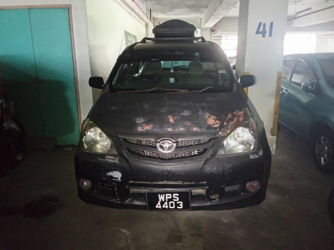 TOYOTA AVANZA 1.3E M/T