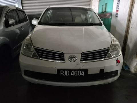 NISSAN LATIO 1.6 ST (A) SEDAN