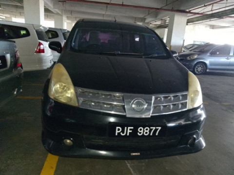 NISSAN GRAND LIVINA 1.8 (A)