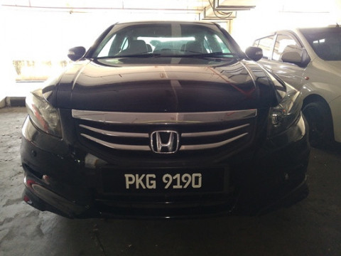 HONDA ACCORD 2.0 (A)