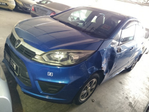 PROTON IRIZ 1.3 L (M)