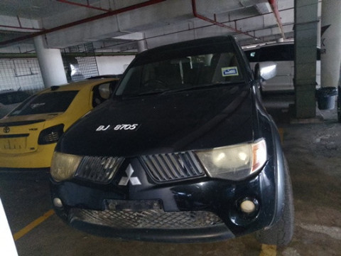 MITSUBISHI TRITON 2.5 KB DCAB 4X4 (M)