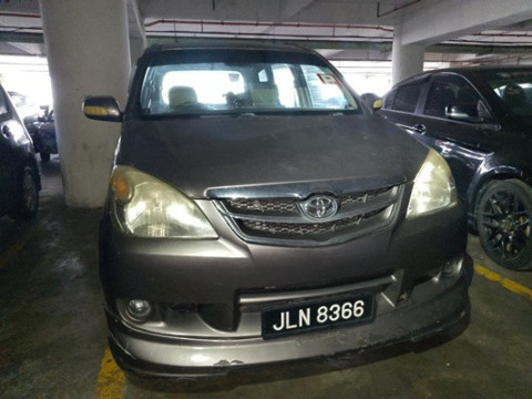 TOYOTA AVANZA 1.5 (A)