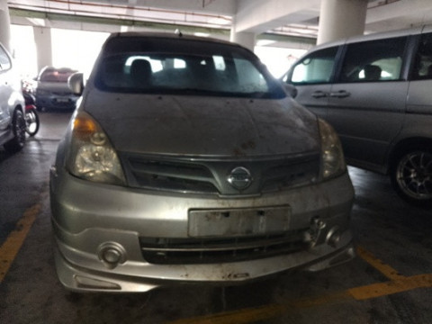 NISSAN GRAND LIVINA 1.6 (A)