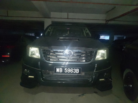 TOYOTA HILUX D/CAB 3.0G AT TRD