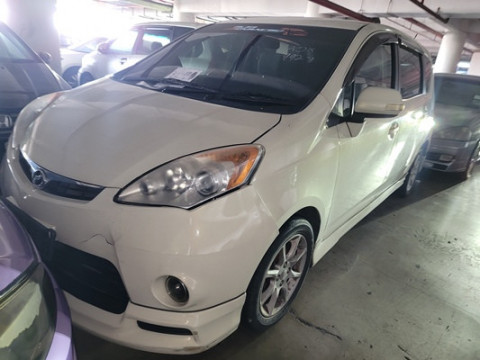 PERODUA ALZA 1.5 (A)