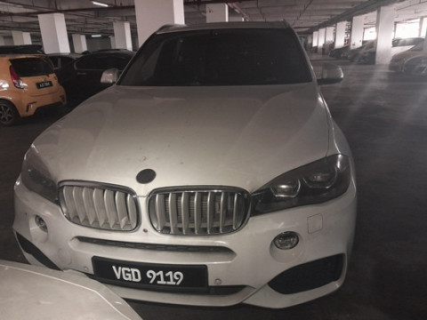BMW X5 XDRIVE40E