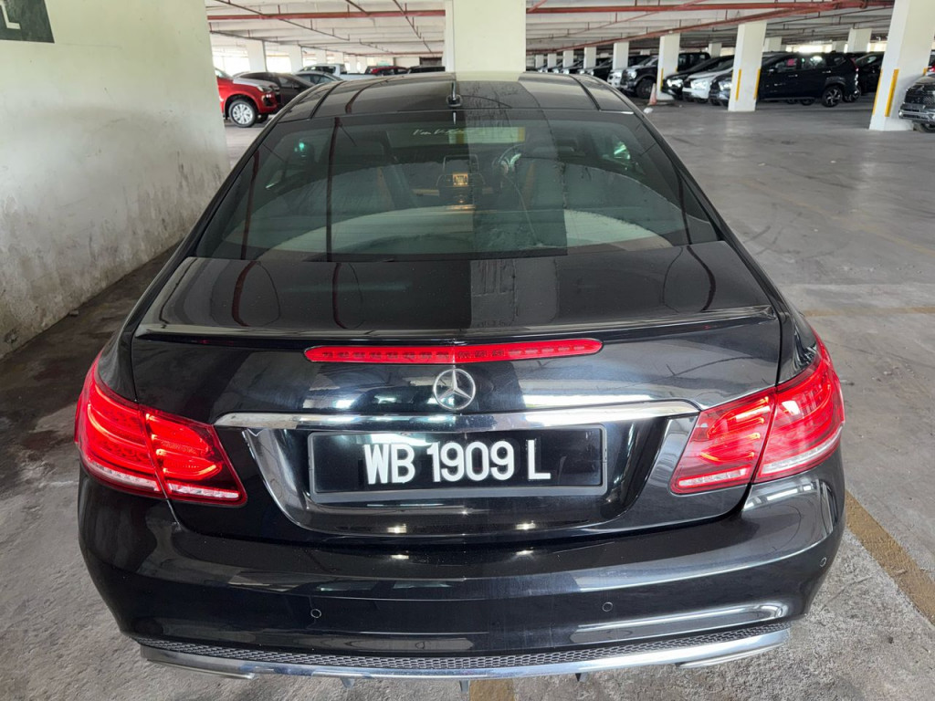 MERCEDES BENZ E250 COUPE