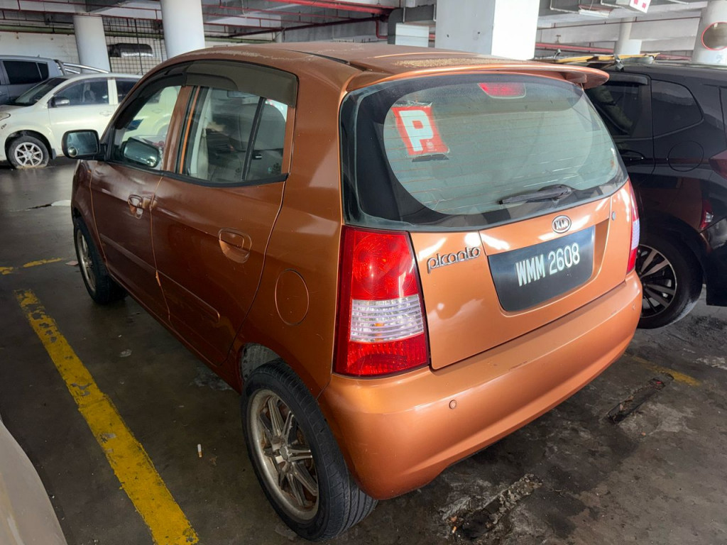 KIA PICANTO 1.1EX (A)