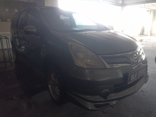 NISSAN GRAND LIVINA 1.6