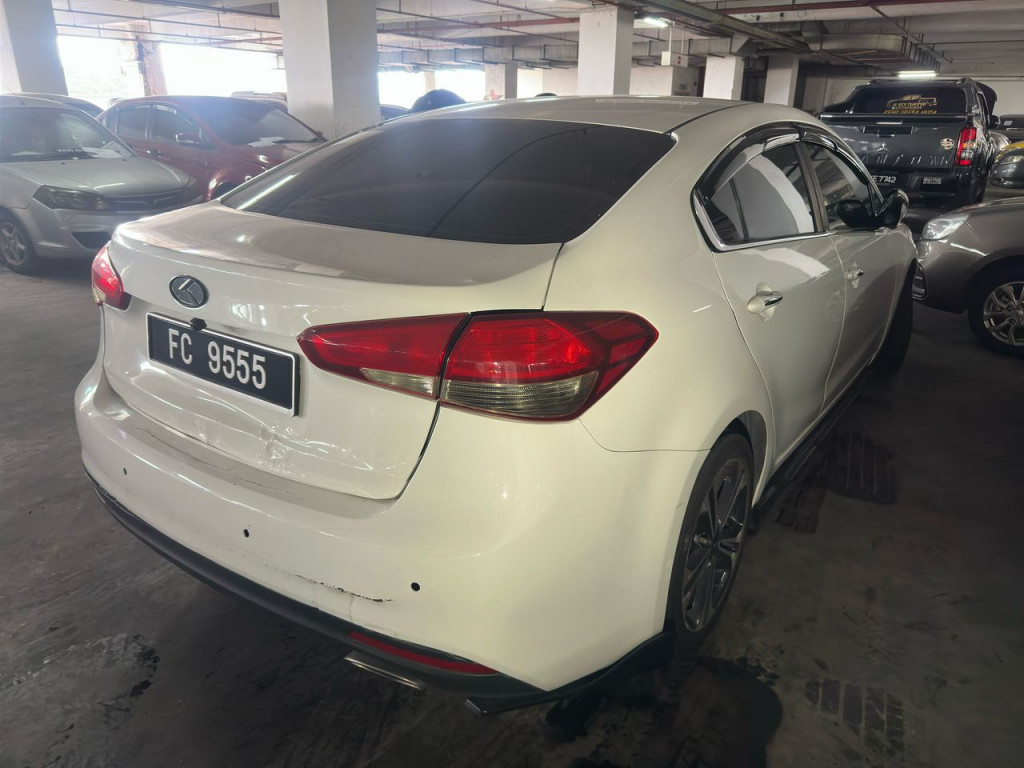 KIA CERATO YD