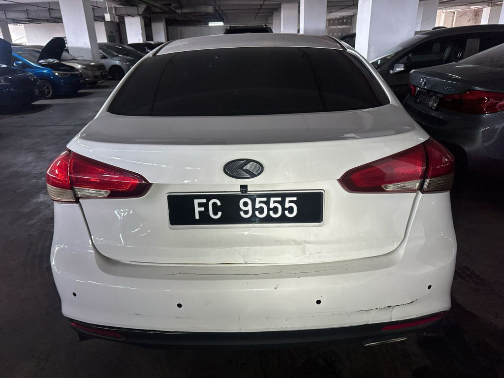 KIA CERATO YD