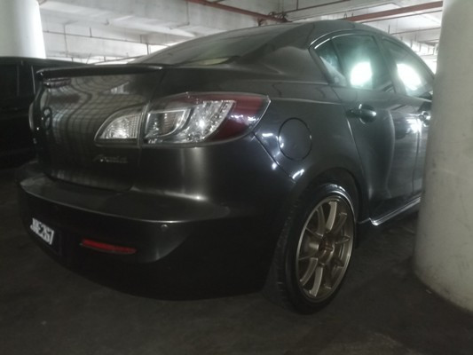 MAZDA 3 2.0