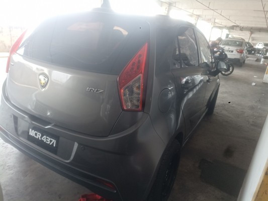 PROTON IRIZ 1.3 (M)