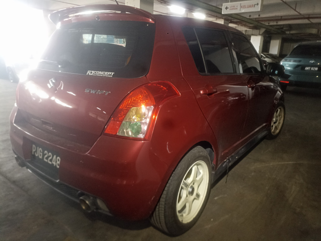 SUZUKI SWIFT 1.5 L (A)