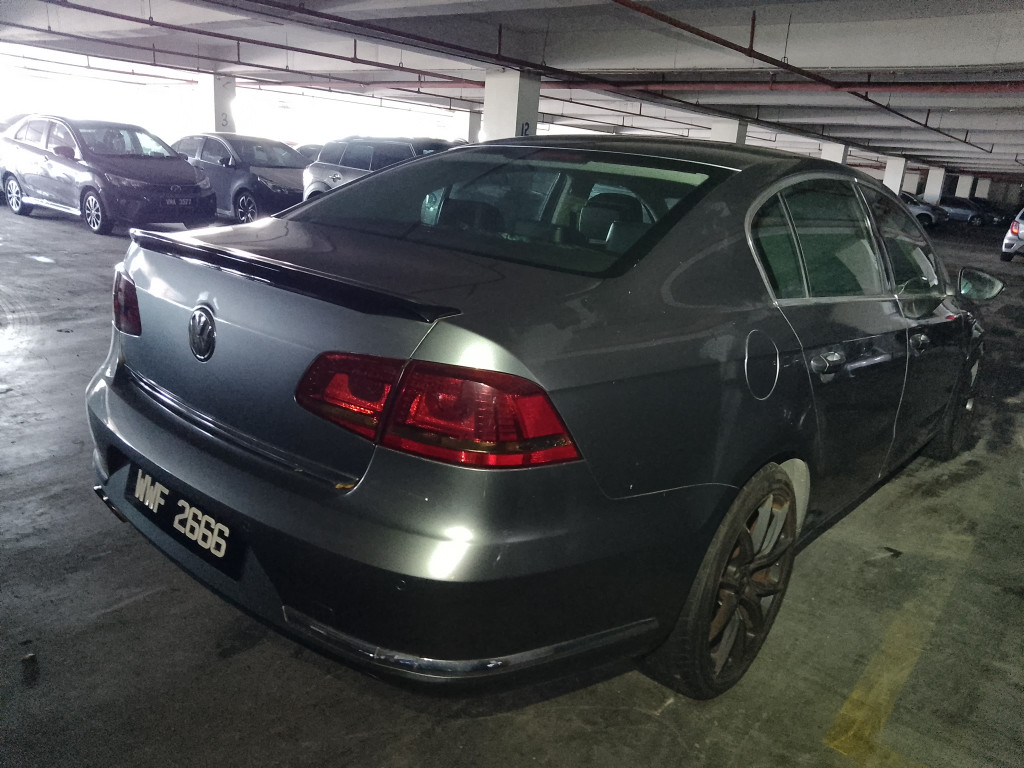 VOLKSWAGEN PASSAT B7 TSI DSG 1.8DITSI