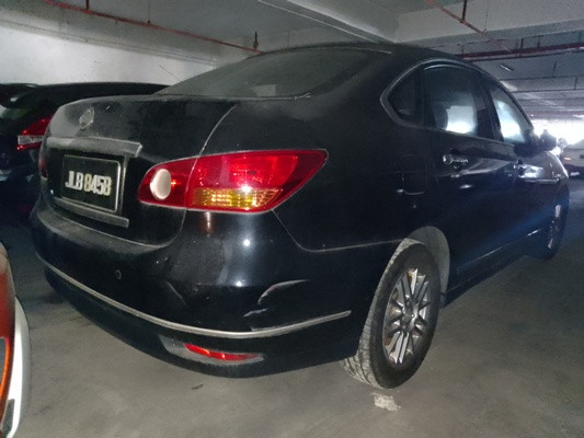 NISSAN SYLPHY 2.0 (A)