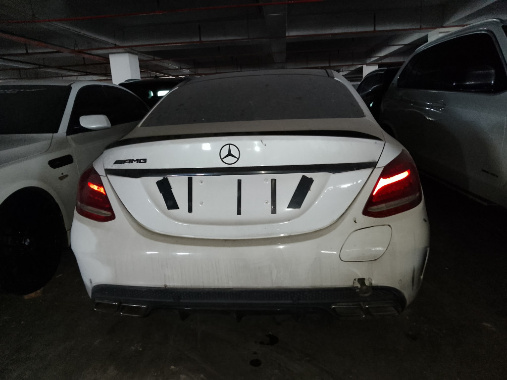 MERCEDES BENZ C350 E 2.0 AMG