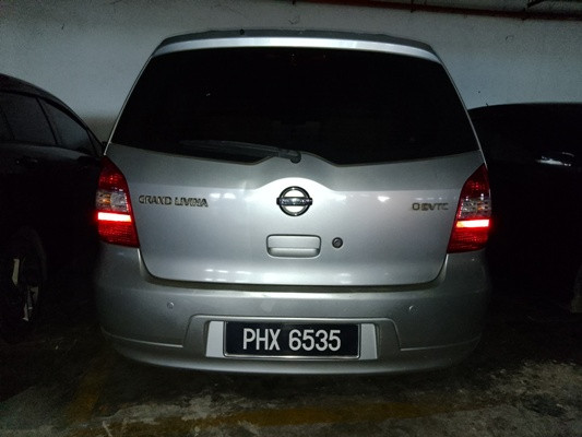 NISSAN GRAND LIVINA 1.8
