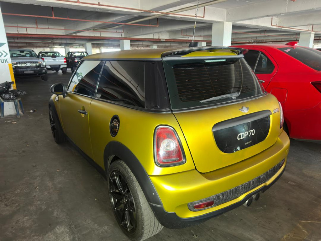 MINI COOPER S SA 1.6DiTsc (Clubman)