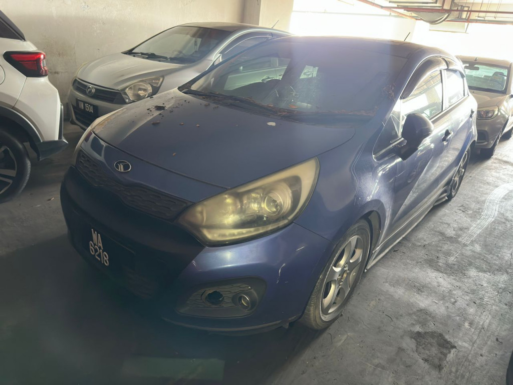 KIA RIO H/B (A) 1.4I