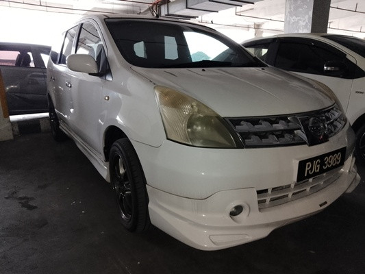 NISSAN GRAND LIVINA 1.8