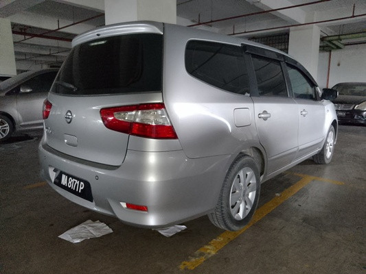 NISSAN GRAND LIVINA 1.6