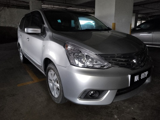 NISSAN GRAND LIVINA 1.6