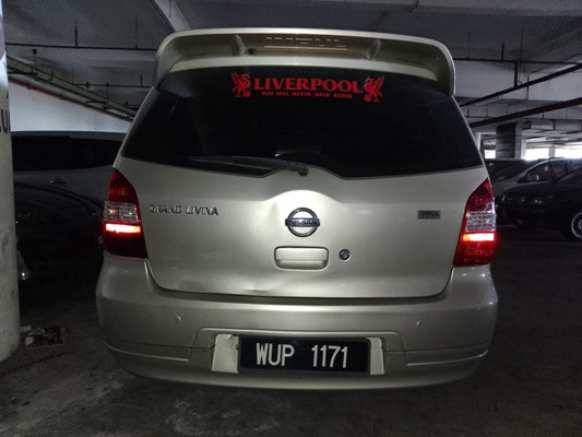 NISSAN GRAND LIVINA 1.6 (A)