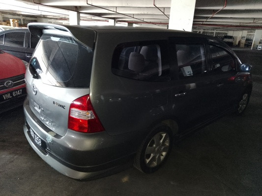 NISSAN GRAND LIVINA 1.8