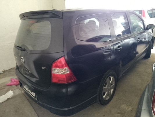 NISSAN GRAND LIVINA 1.6