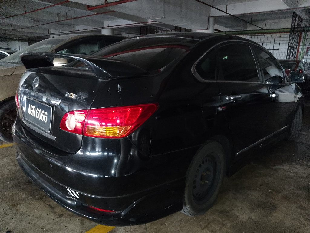 NISSAN SYLPHY 2.0 (A)