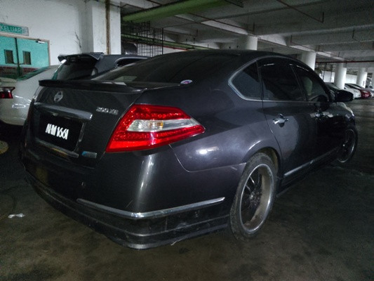NISSAN TEANA 2.0