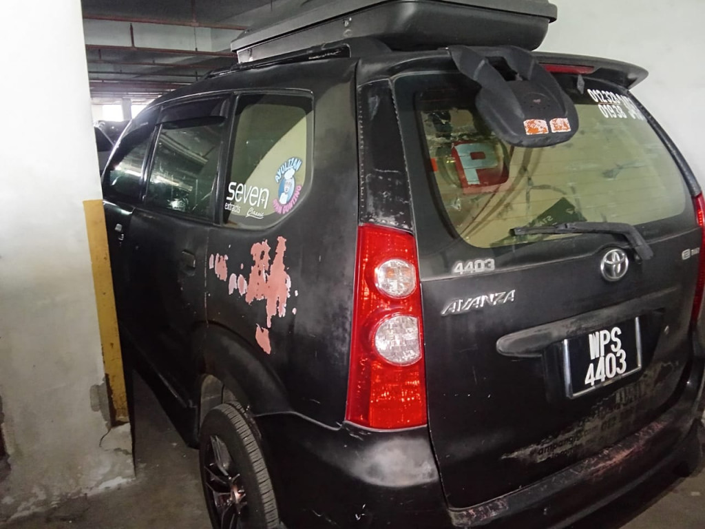 TOYOTA AVANZA 1.3E M/T