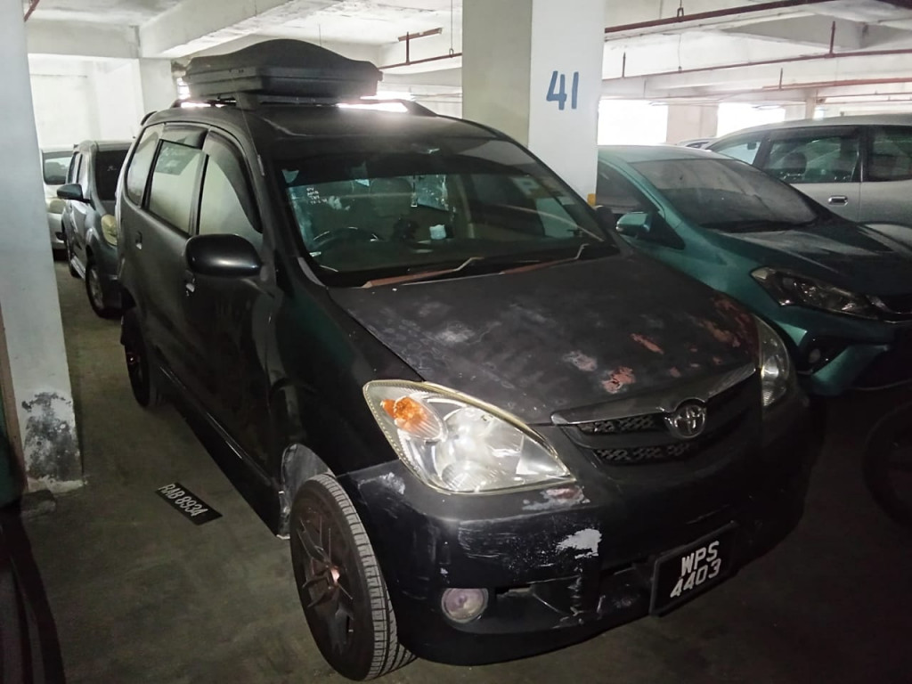 TOYOTA AVANZA 1.3E M/T