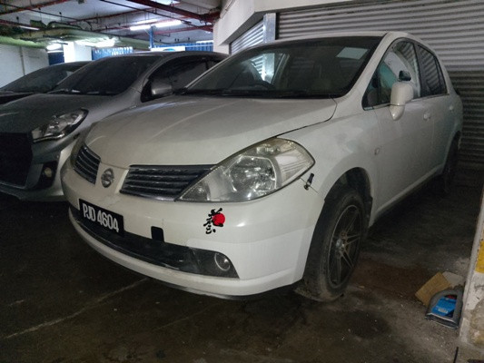 NISSAN LATIO 1.6 ST (A) SEDAN
