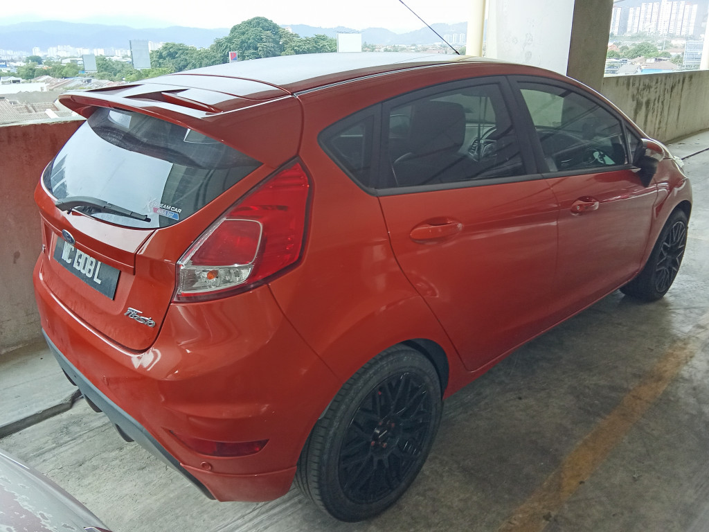 FORD FIESTA SPORT 1.5 L