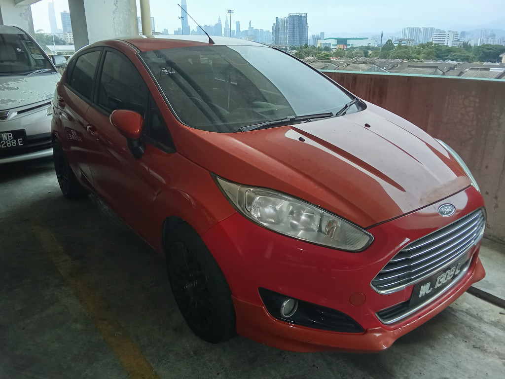 FORD FIESTA SPORT 1.5 L