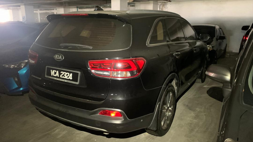 KIA SORENTO UM
