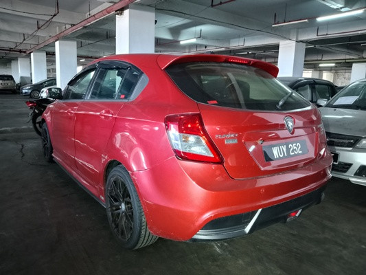 PROTON SUPRIMA 1.6 (A)