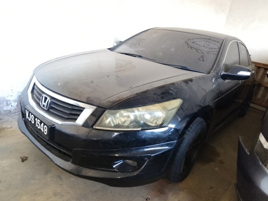 HONDA ACCORD 2.0 (A)