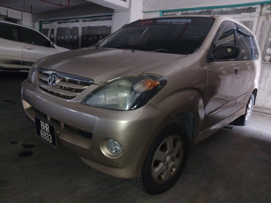 TOYOTA AVANZA 1.3E A/T