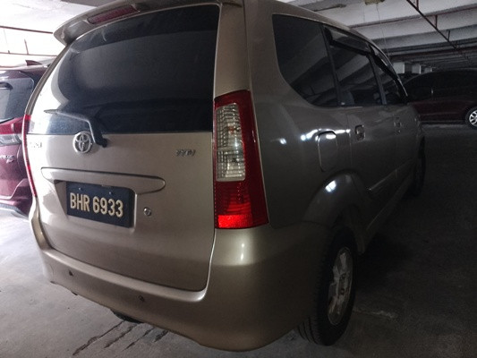 TOYOTA AVANZA 1.3E A/T