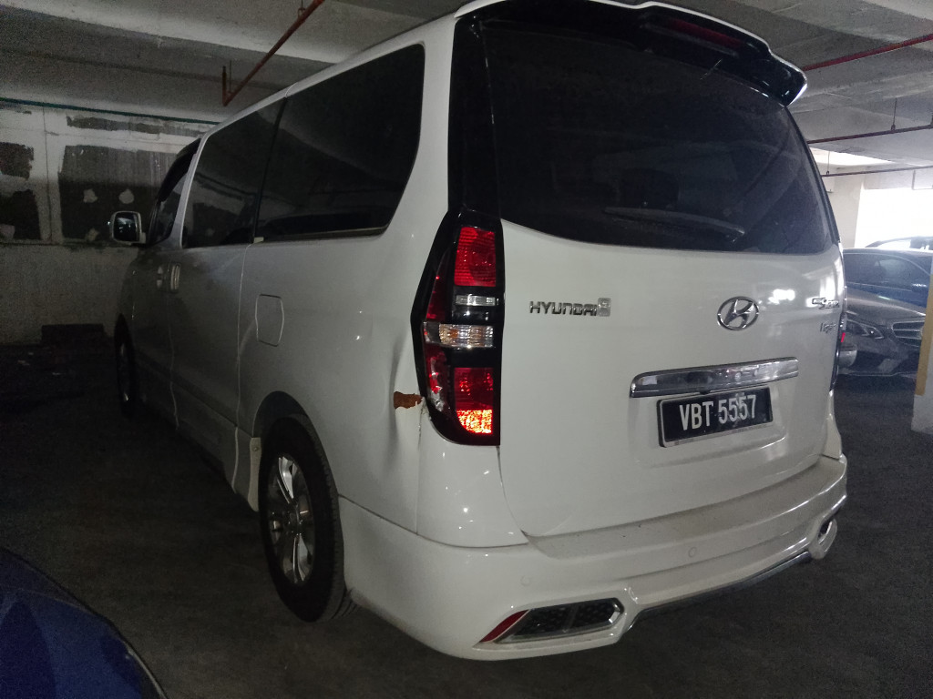 HYUNDAI - STAREX ROYALE 2.5(A)