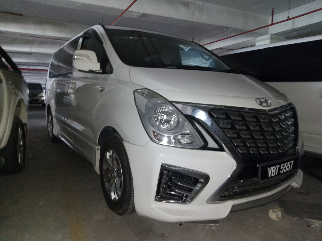 HYUNDAI - STAREX ROYALE 2.5(A)